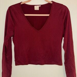 live in the moment, burgundy long sleeve top, size small